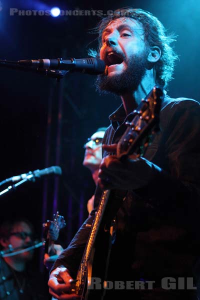 BAND OF HORSES - 2010-04-08 - PARIS - La Fleche d'Or - Benjamin David Bridwell - Bill Reynolds - Ryan Monroe